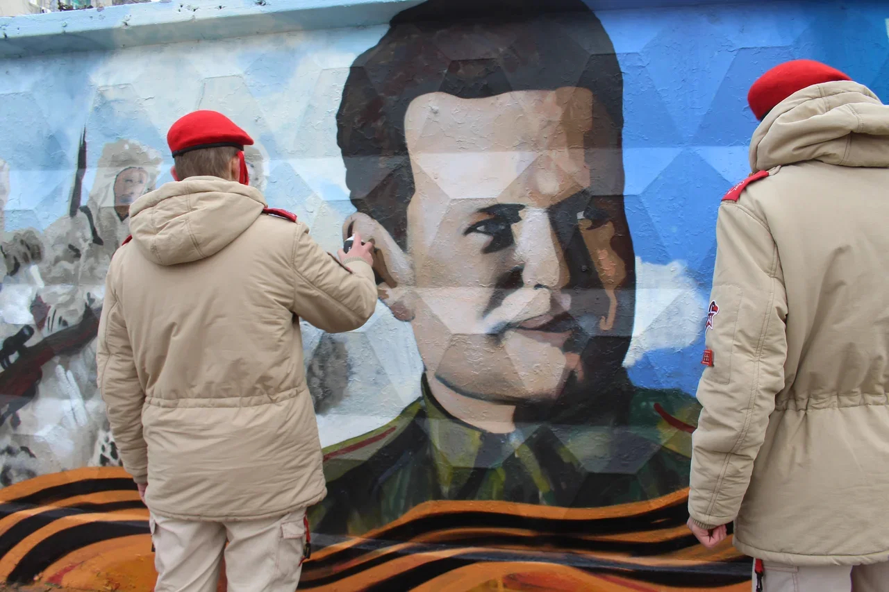 Победе под Сталинградом посвятили граффити