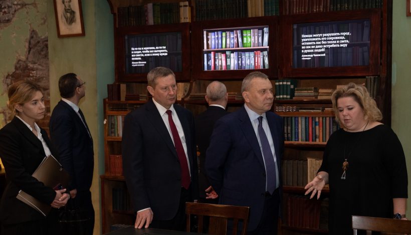 Вице-премьер познакомился с «Подвигом народа»