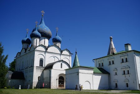 Тактильные копии познакомят с памятниками Золотого кольца