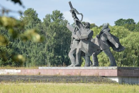 Латвия лишится памяти о Великой Победе