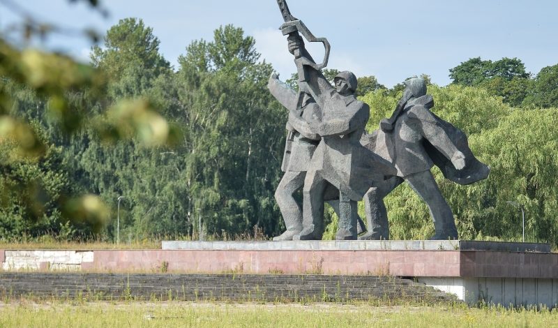 Латвия лишится памяти о Великой Победе