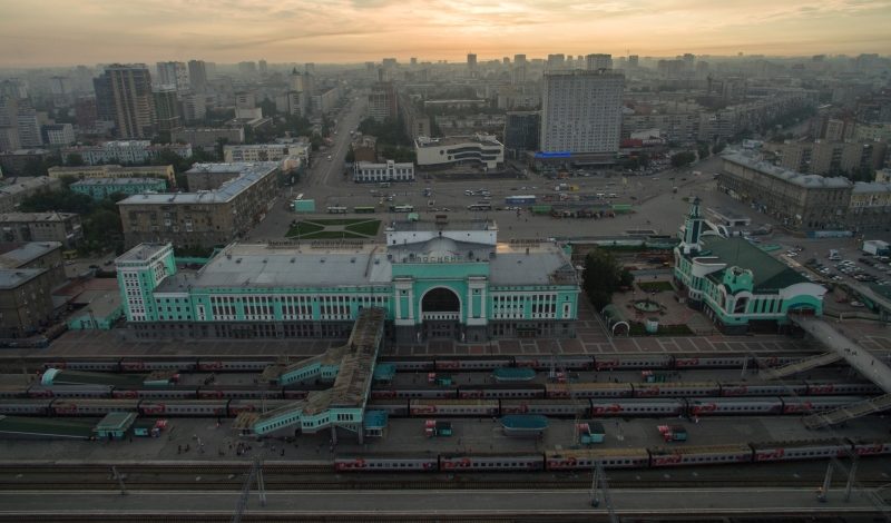 Писатели отправятся к сибирякам