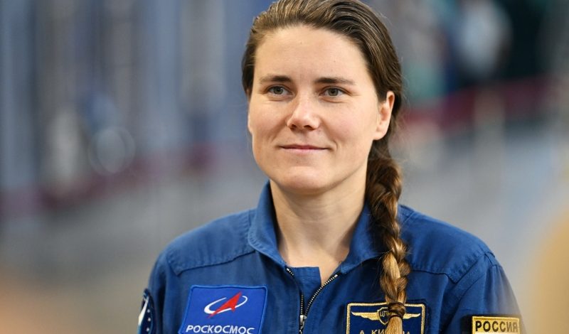Анна Кикина полетела в космос на «Драконе»