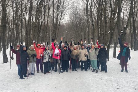 «Московское долголетие» пришло на Поклонку