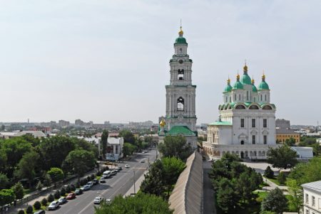 Трудовая доблесть Астрахани дотянется до неба