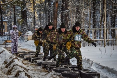 Лучшая команда юнармейцев завоевала кубок «Доблесть-2022»