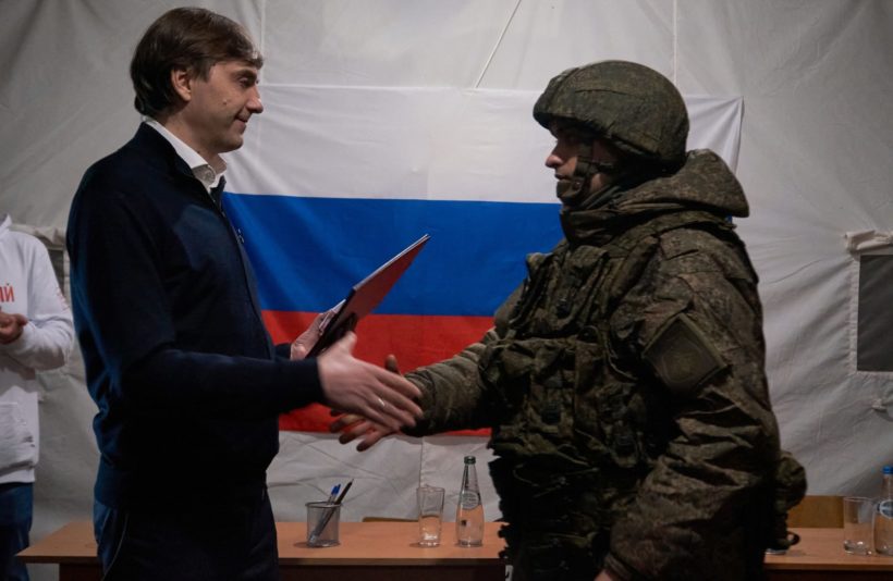 Учитель ОБЖ получил награду