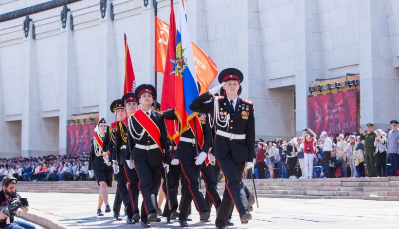 У Музея Победы стартует смотр строя и песни