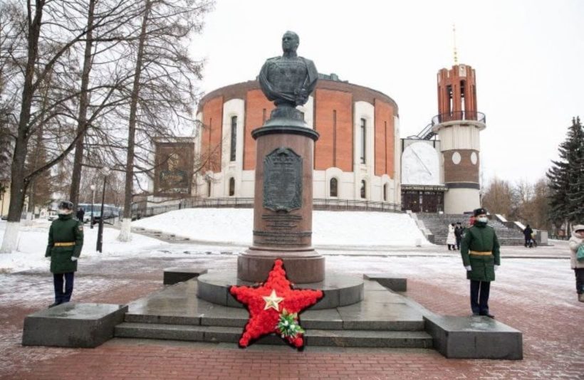 Первому учителю Жукова посвятят выставку