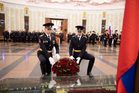 Будущие полицейские получили дипломы в Музее