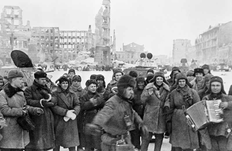 Жители осажденного Сталинграда получили новый статус
