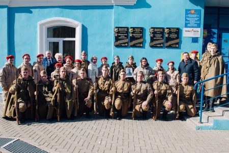 Героям Великой Отечественной посвятили памятные знаки