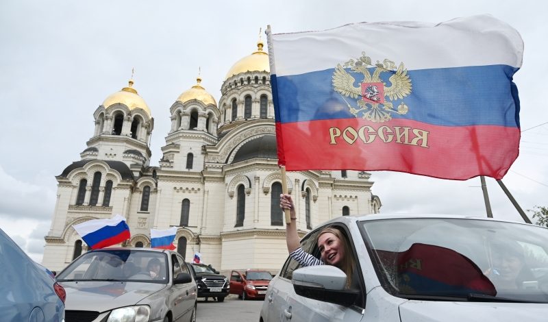 Праздник Весны и Труда отметили всей страной