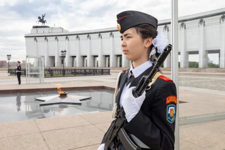 Кадеты заступили на Вахту Памяти