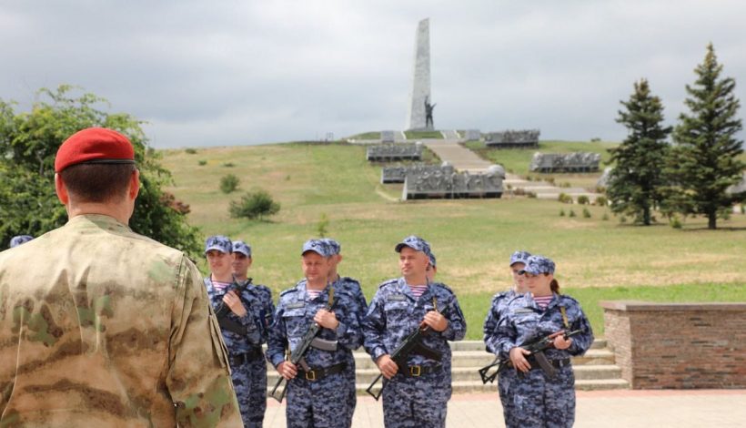 В ДНР присягнули на верность России