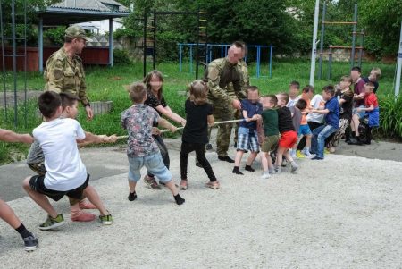 Росгвардейцы исполнили мечты детей