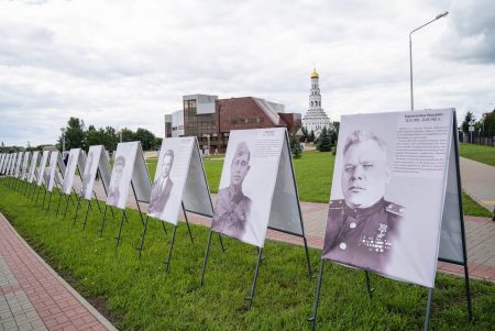 Героям танкового сражения посвятили выставку