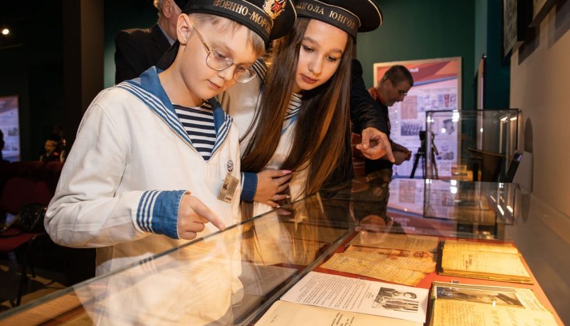 О подвигах моряков расскажут экспонаты