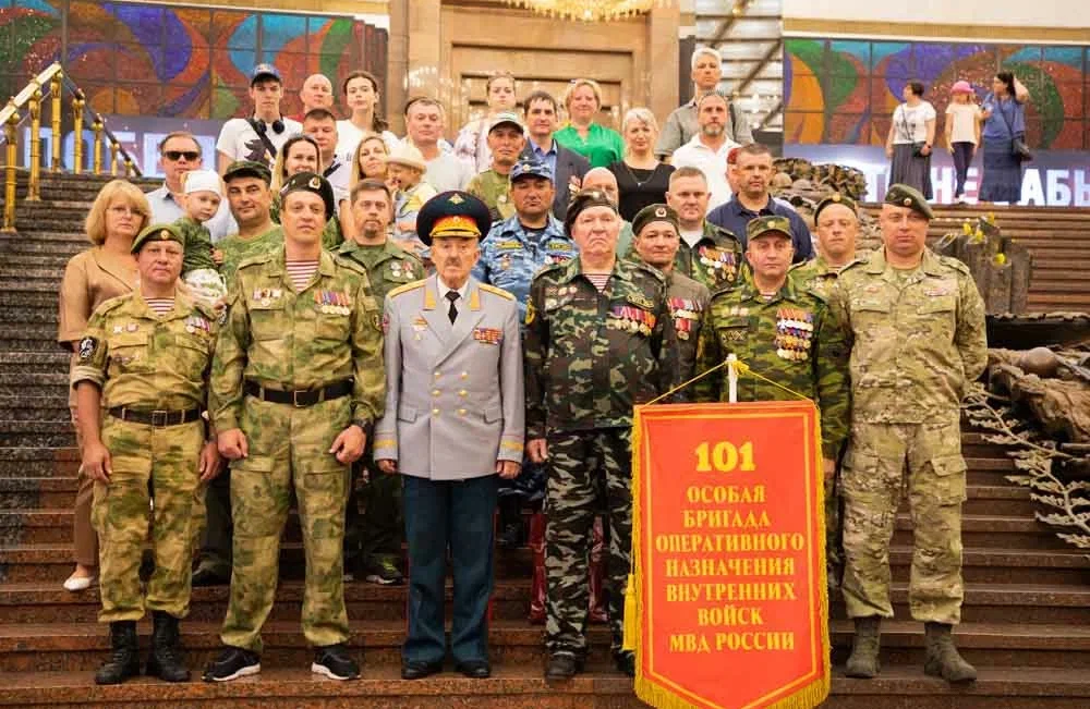 Ветеранов Чечни наградили в Музее