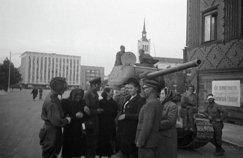 Советский мемориал в Эстонии подвергся нападению