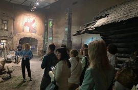 Сотрудники музеев принимают поздравления