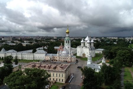 Молодые реставраторы восстановят старинные иконы