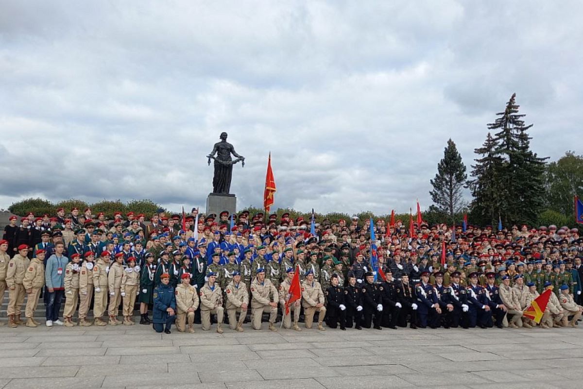 Караульные группы показали мастерство