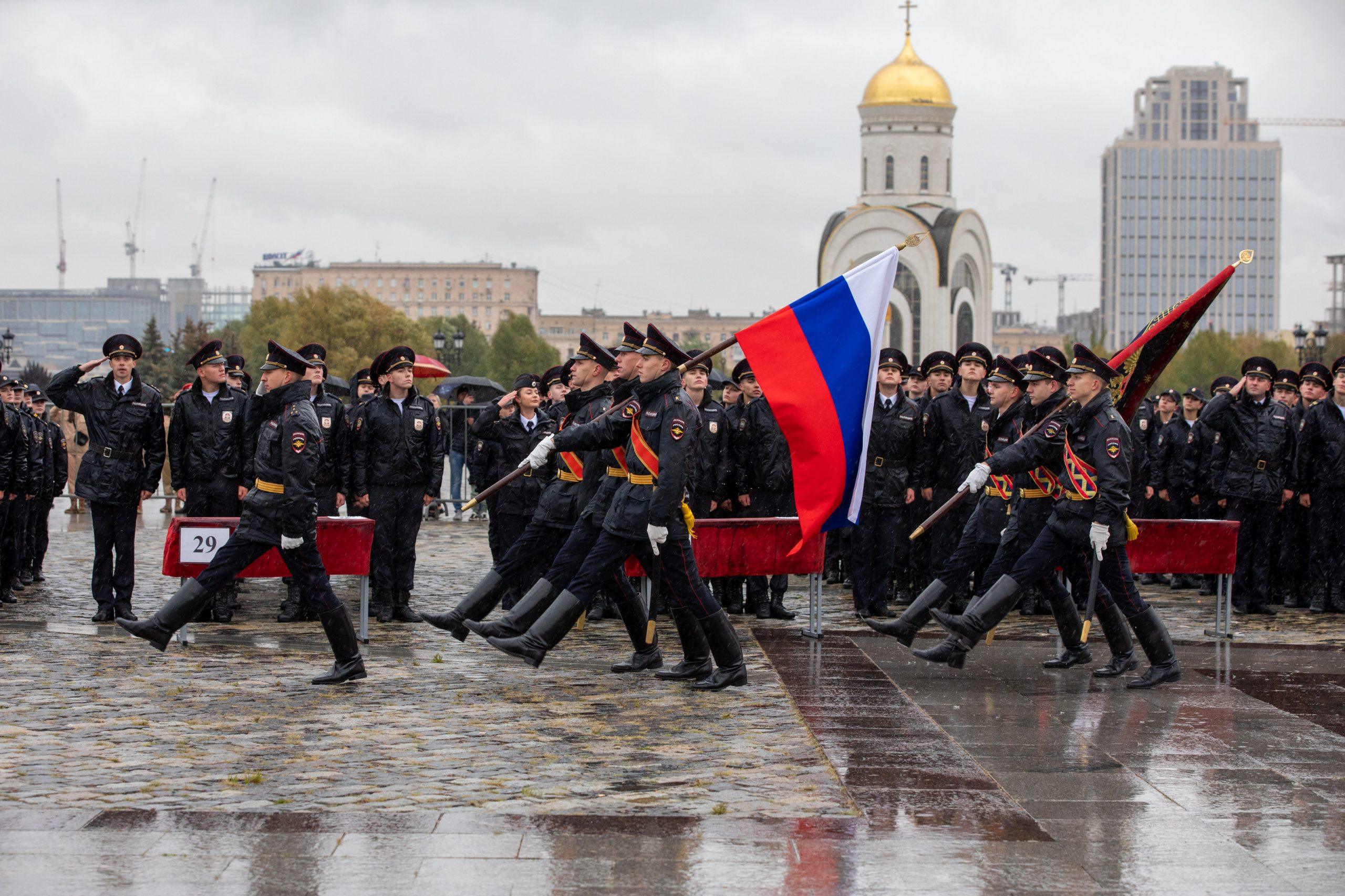 Будущие полицейские приняли присягу