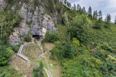 Виртуальная прогулка по Денисовой пещере