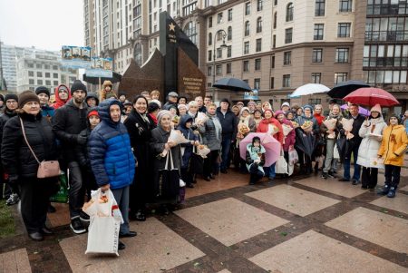 Героям Великой Отечественной установили памятник