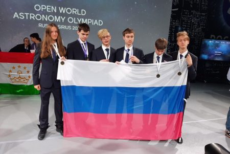 Школьники принесли стране медали
