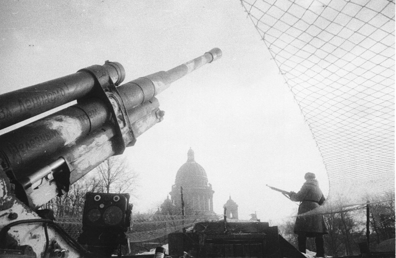 Авторам пьес о подвиге Ленинграда дали время