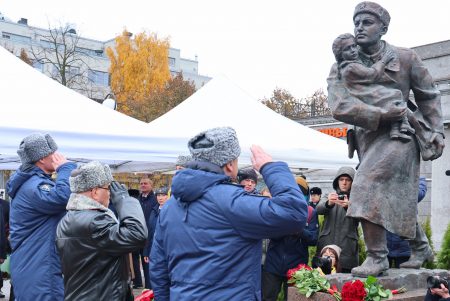 Блокадным милиционерам посвятили мемориал