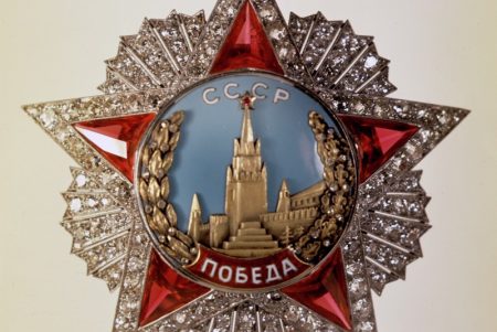 30-килограммовый орден изготовили для мемориала