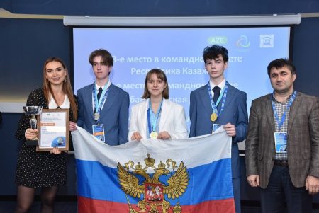 Школьники принесли стране победу