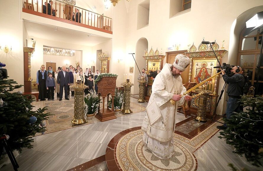 Россияне отмечают один из главных христианских праздников