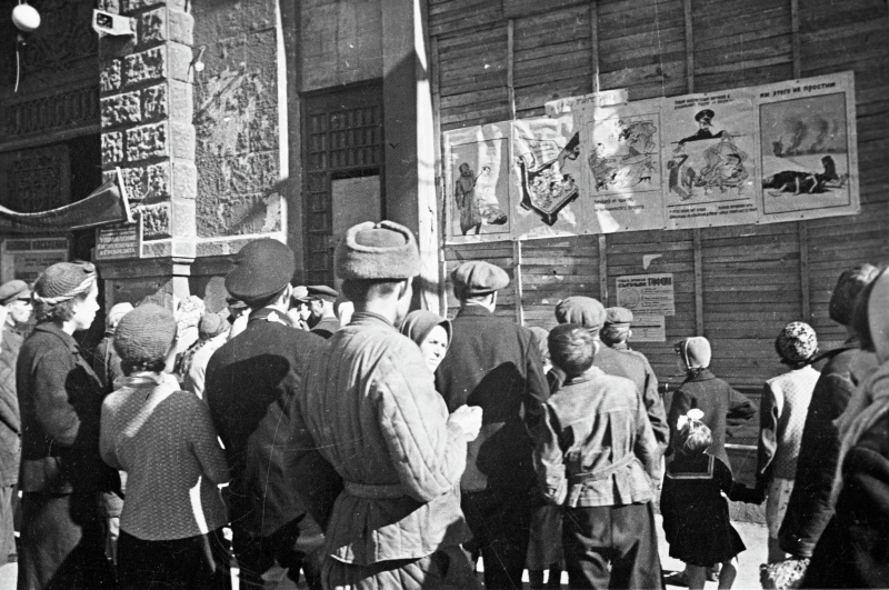 Военные плакаты отразят героизм воинов