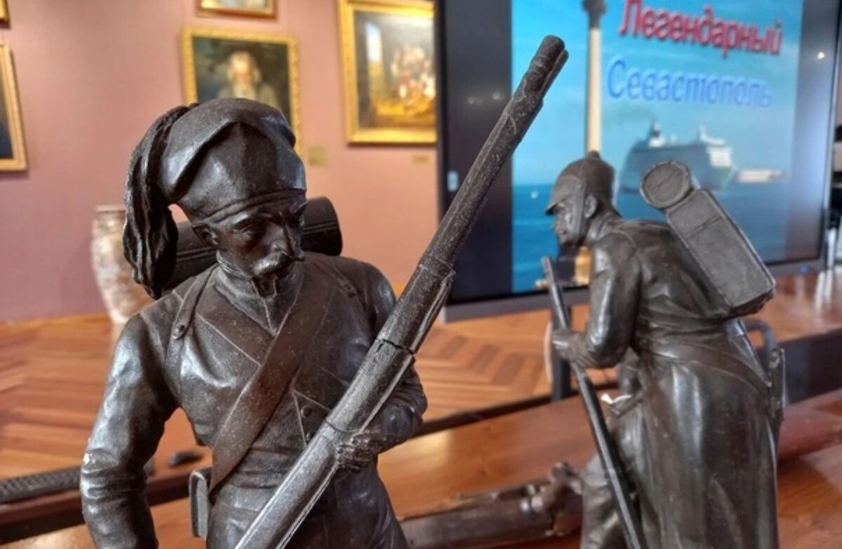 Гости музея узнали о героях Севастополя