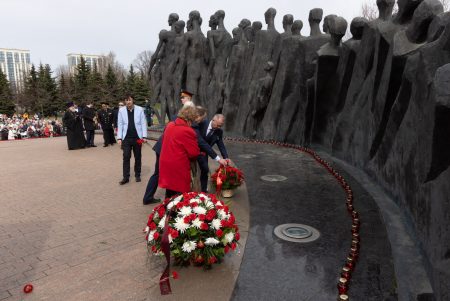 Жители столицы и Подмосковья почтили память узников