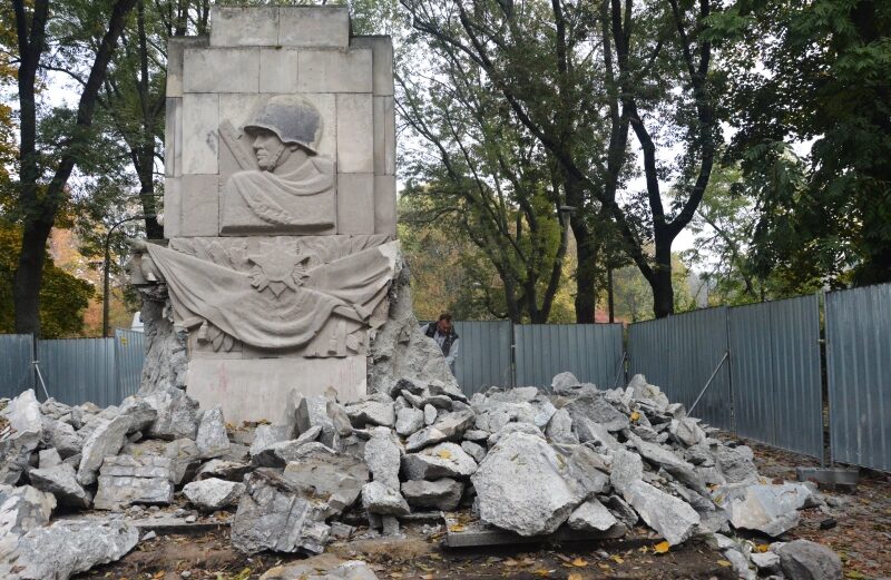 Уничтоженные Польшей памятники показали на карте