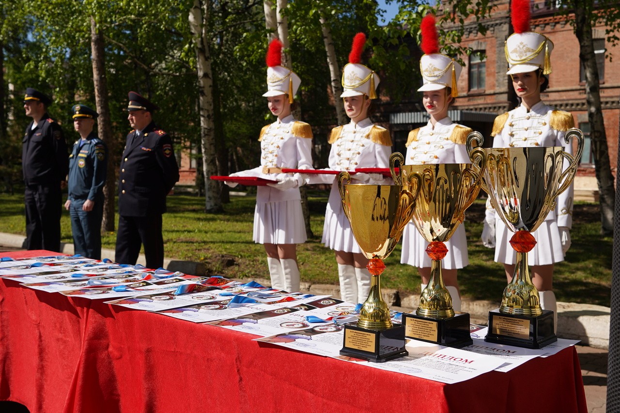 Силовики посоревновались в стрельбе