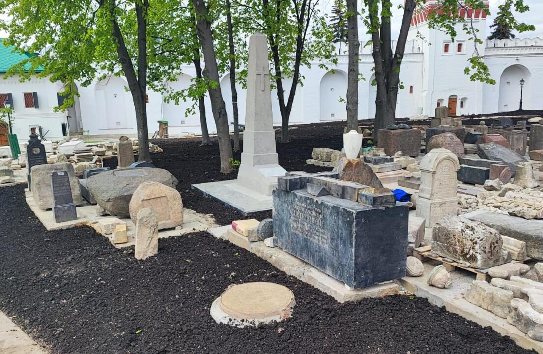 В Москве обнаружили старинный некрополь
