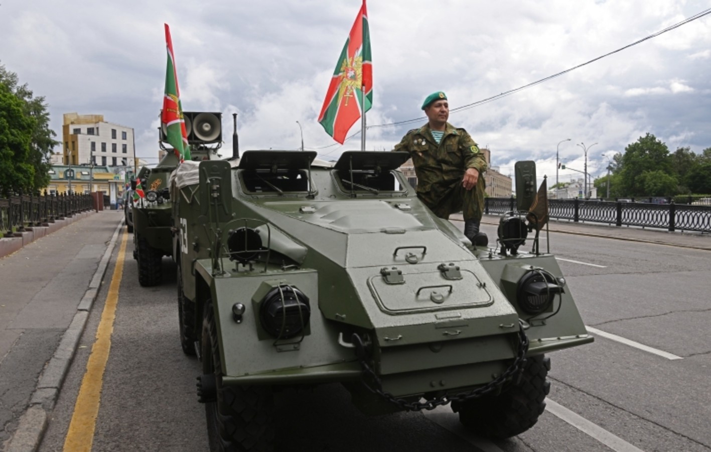 Пограничники принимают поздравления