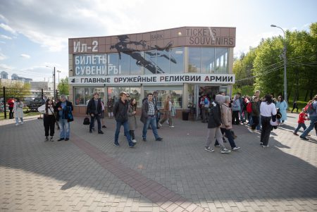 Старт сезону кинопоказов под открытым небом дадут в музее