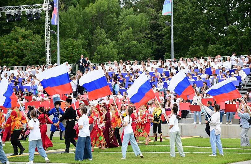 Юные участники форума узнали секреты создания хитов