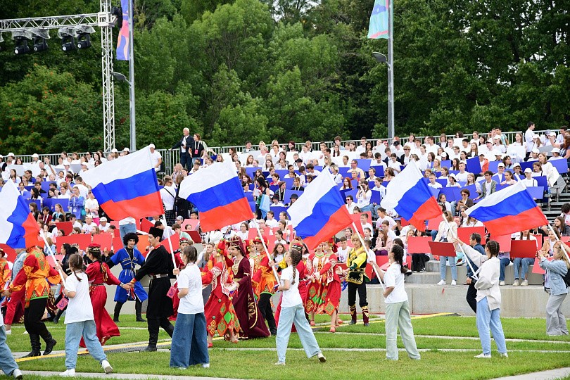 Юные участники форума узнали секреты создания хитов