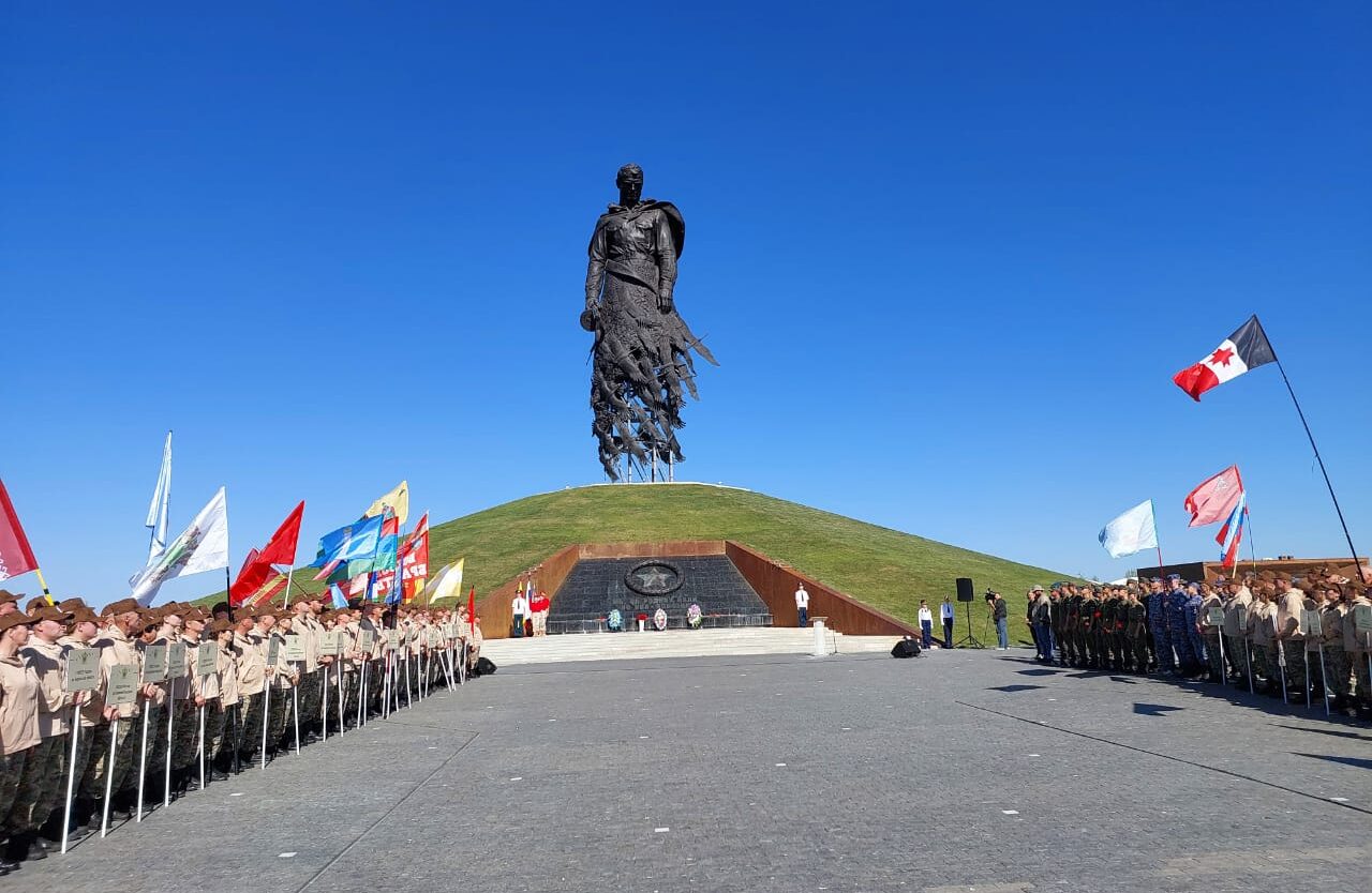 Поисковая экспедиция стартовала у Ржевского мемориала