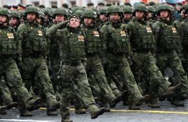 Герои страны принимают поздравления