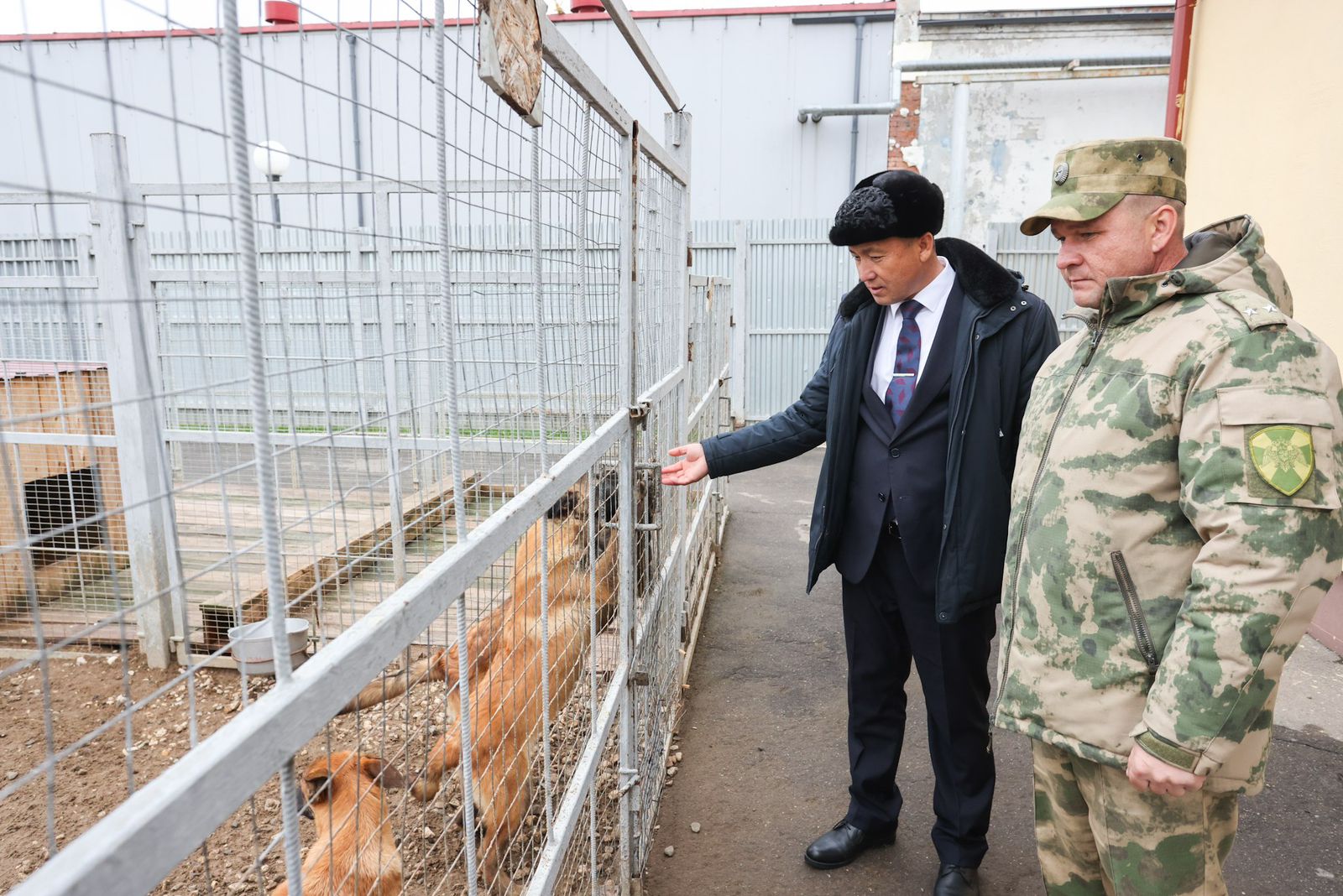 Росгвардейцы поделились опытом с коллегами из Узбекистана