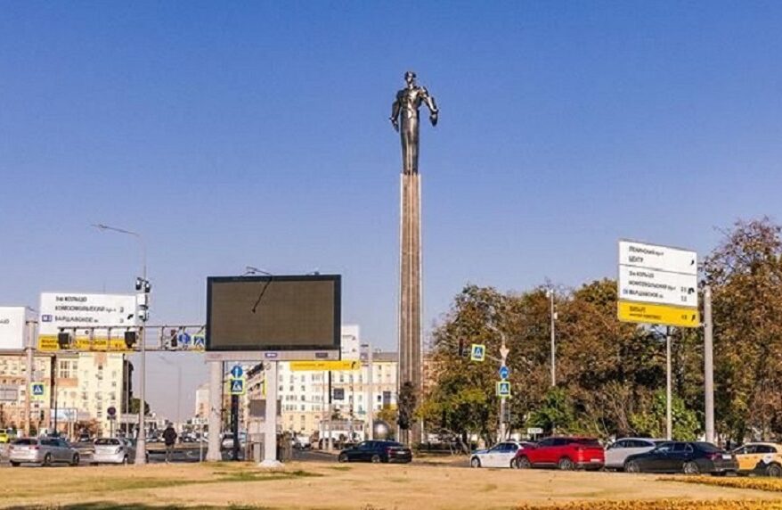 Скульптура первого космонавта Земли преобразилась